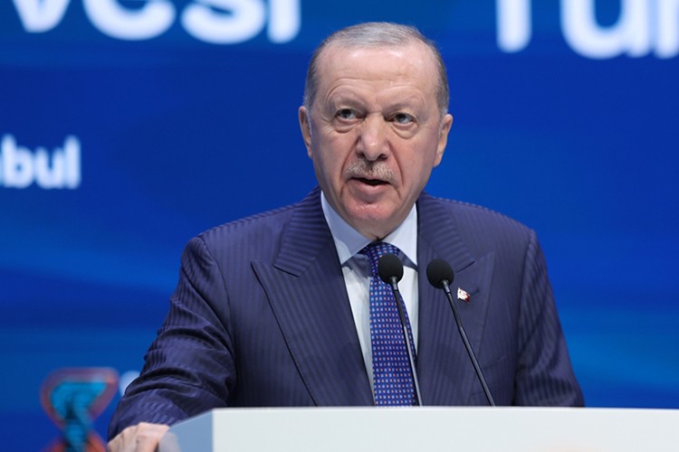 "Hedefimiz 3 yılda 3 milyon gencimizi istihdama kazandırmaktır"