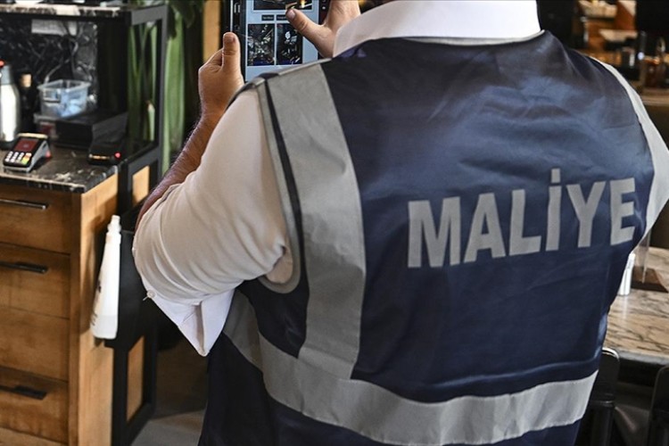 Hazine ve Maliye Bakanlığı bayram alışverişinin yoğunlaştığı sektörleri mercek altına aldı