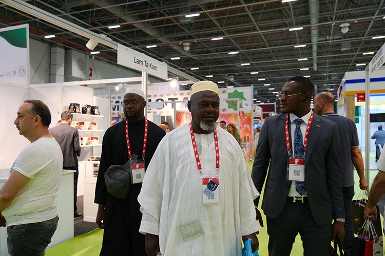 F İstanbul sektörel veriler açıklanarak başladı