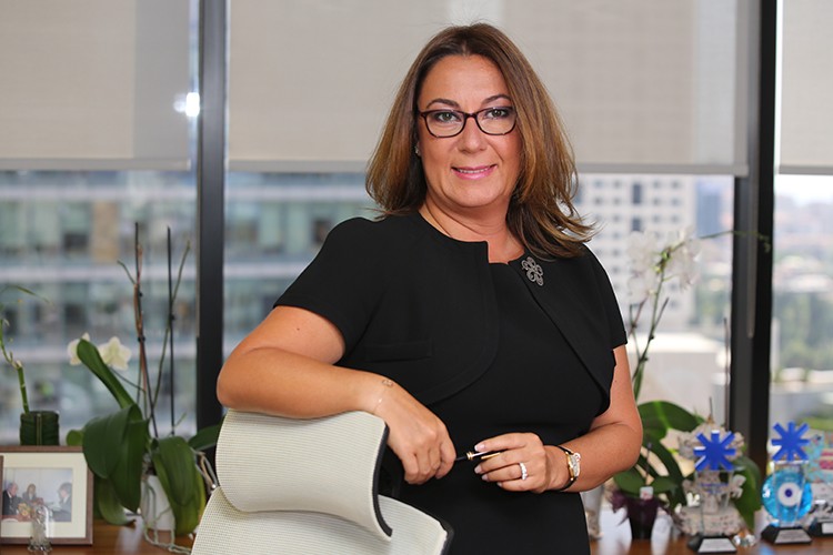 Dijital ortama taşıdı