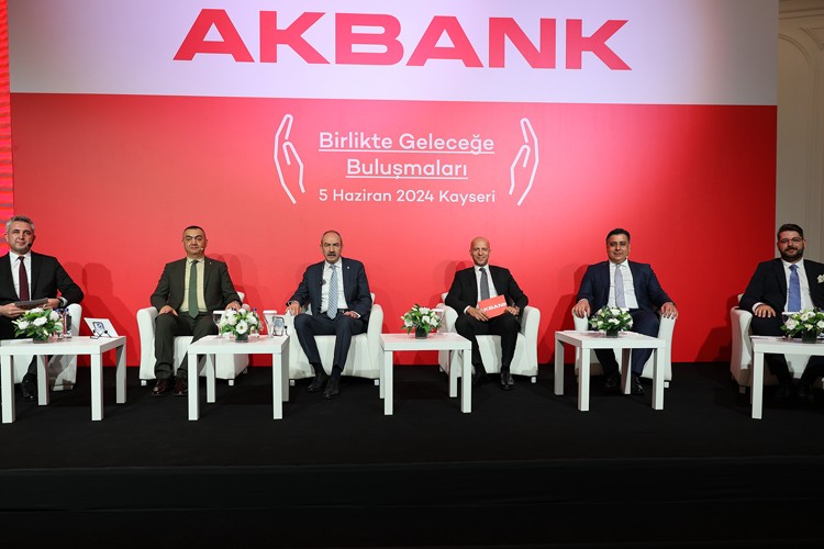 Akbank Birlikte Geleceğe Buluşmaları'nın İkinci Durağı Kayseri Oldu
