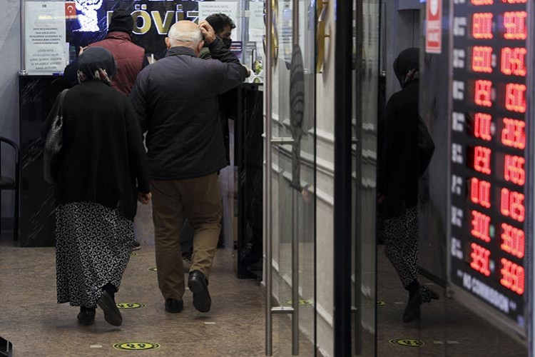 Dolar/TL, 18,64 seviyesinden işlem görüyor