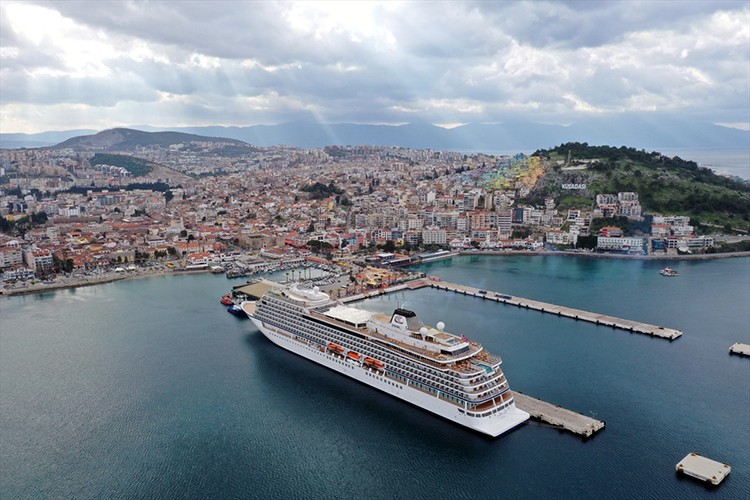 Turizmciler erken rezervasyonla umutlarını artırdı