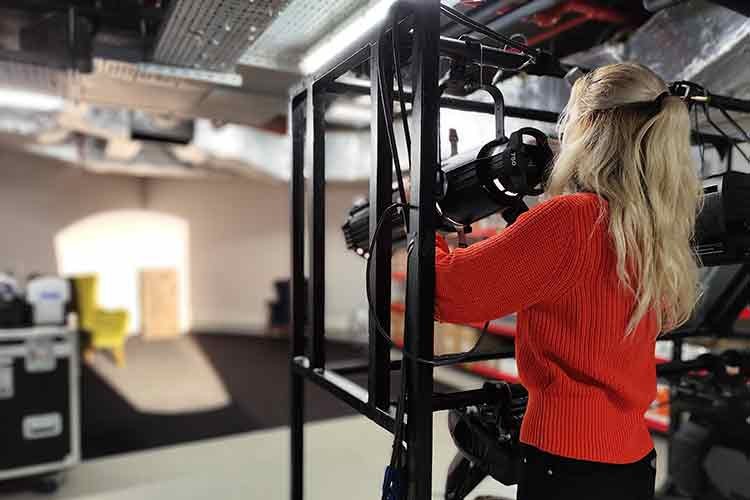 Sahne Teknisyenliği Eğitimi Mayıs'ta yeniden başlıyor