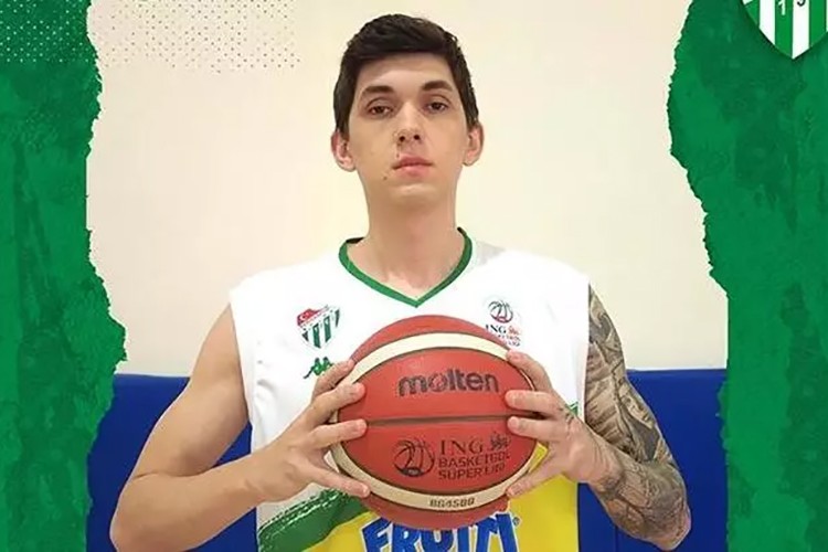 Manisa Büyükşehir Belediyespor, Ayberk Olmaz'ı transfer etti