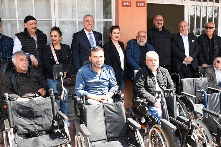 Engelliler Haftası'nda engellilerin yüzü güldü