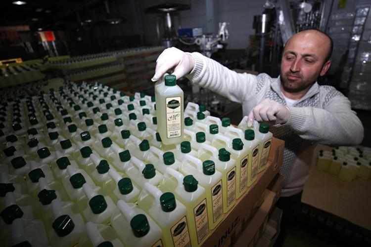 Siparişleri yetiştirmeye çalışıyorlar