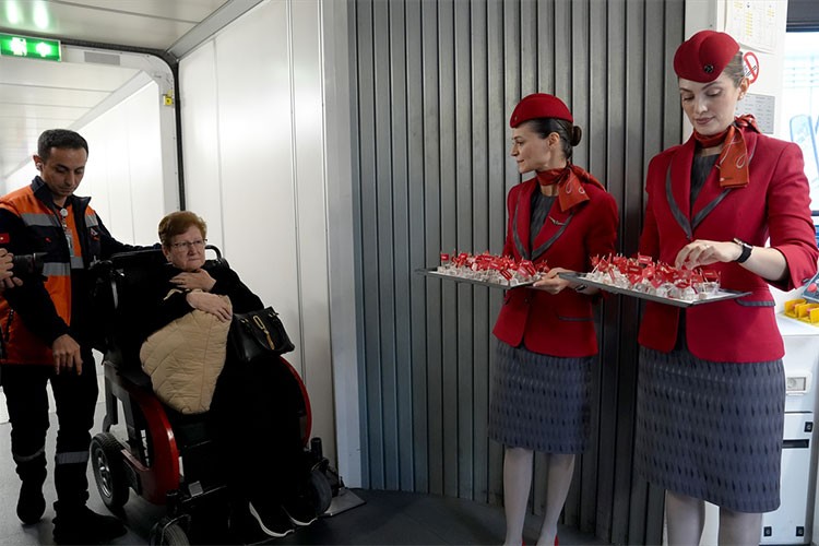 THY, Sidney seferlerine başladı