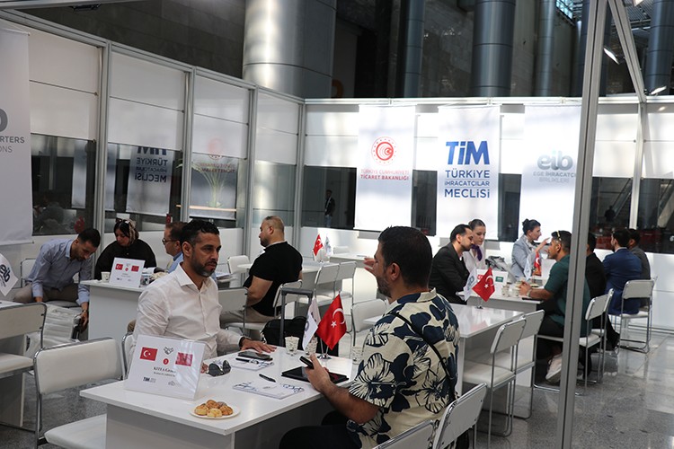 Suudi Arabistan ve Fas'tan İzmir mobilyasına yoğun ilgi