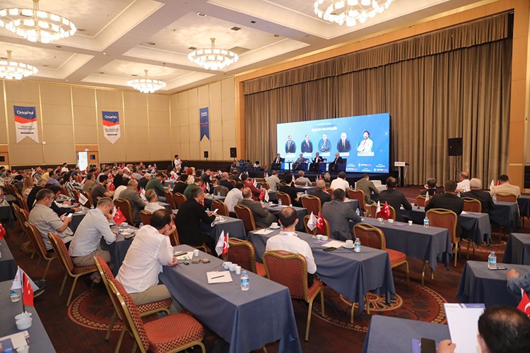 Aile şirketleri zirvede buluştu