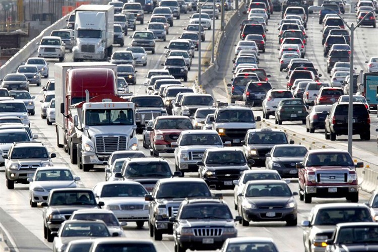 Trafiğe nisanda 179 bin 504 araç katıldı