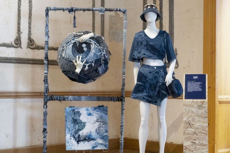 Tasarımcılar sürdürülebilir moda için yarışıyor