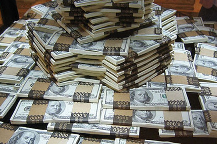 Döviz rezervleri arttı