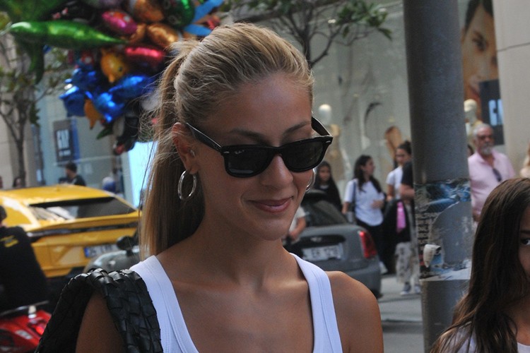 Ayça Çağla'nın Nişantaşı şıklığı