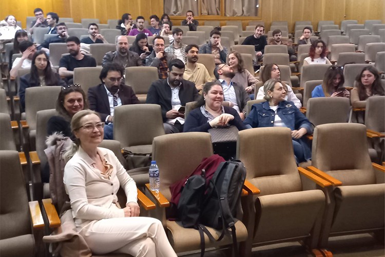 Genç Mühendis Adaylarıyla Buluştu