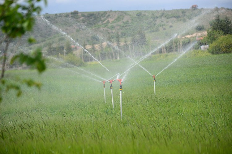 Kahramankazan'da toprak suyla buluştu