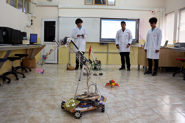 Bu okul fabrika gibi