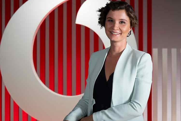 Vodafone'dan depremzedelere istihdam önceliği