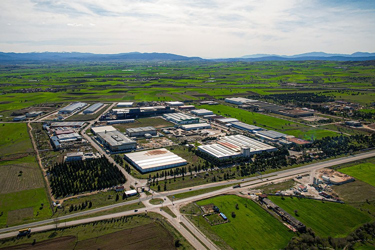 OSB atığında sanayide kullanılabilecek 35 ham madde tespit edildi