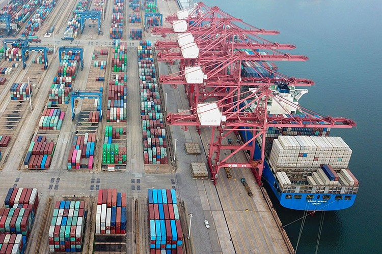 Çin'de ağustosta ihracat ve ithalat geriledi