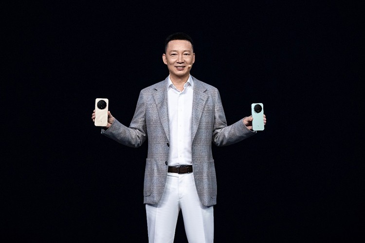 HONOR Magic8 serisi'ni tanıttı