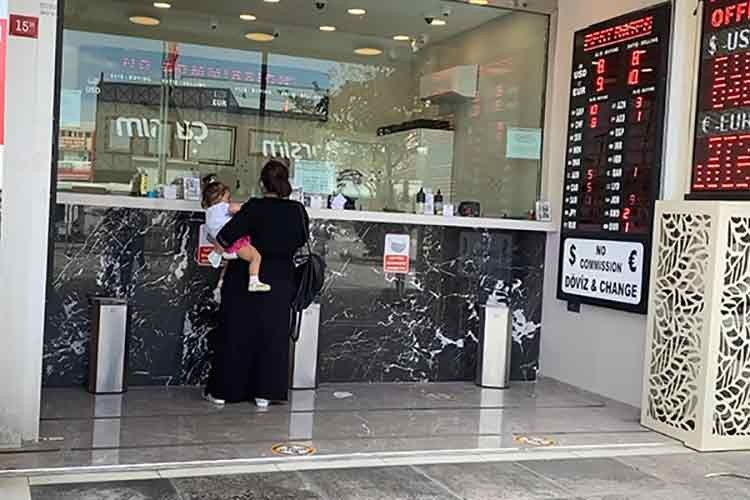 Dolar 19.41'den açıldı