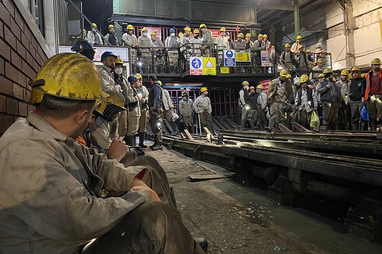 TTK Üzülmez Müessesesinde yeni üretim panosu açıldı