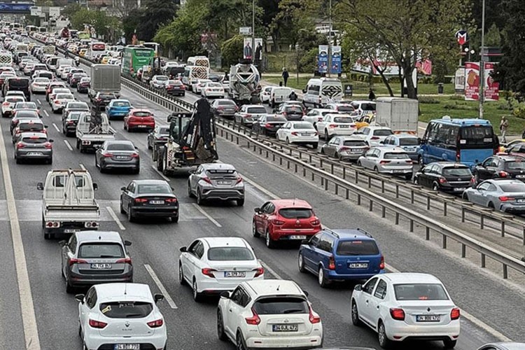 Trafiğe temmuzda 257 bin 471 aracın kaydı yapıldı