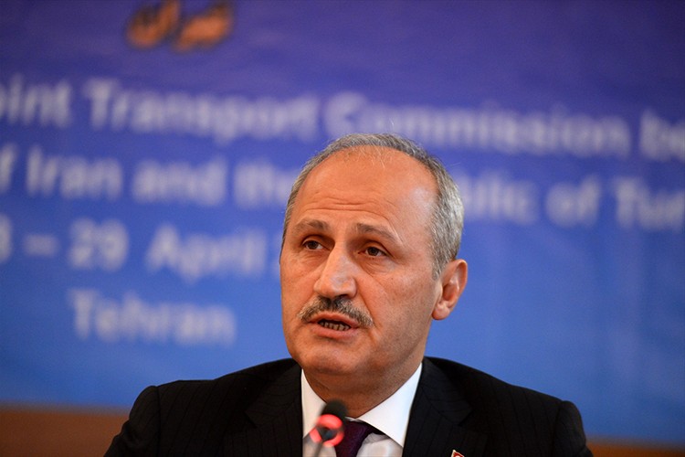 "Hedefimiz 450 milyon yolcu"