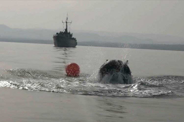 Deniz Kuvvetleri mayınlara karşı savaşıyor