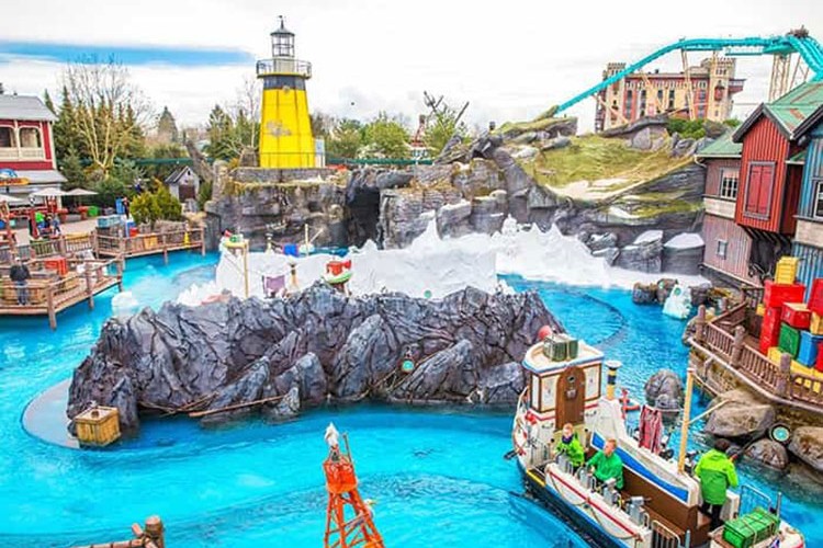 Eğlence alanlarının yıllık cirosu 4 milyar lira