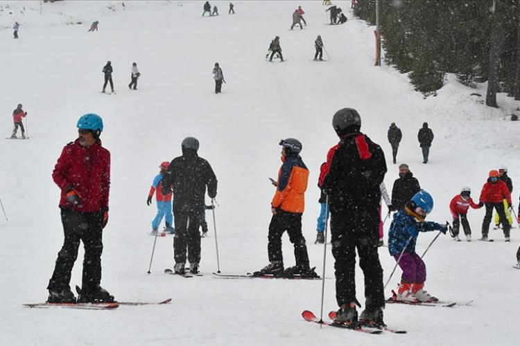 Sarıkamış Kayak Merkezi'nde sömestir yoğunluğu