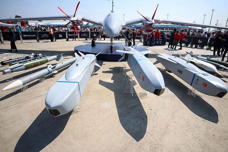 Küresel savunma şirketleri yılın ilk yarısında yükseldi