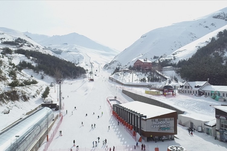 En fazla kar kalınlığı Palandöken'de ölçüldü