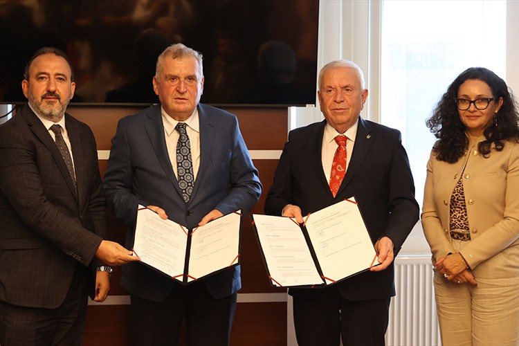 Bulgaristan'da sezonluk çalışacak turizmciler GastroAkademi'de yetişecek