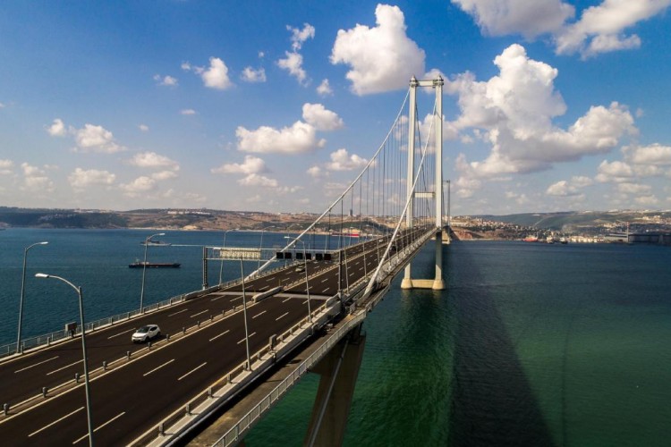 Osmangazi Köprüsü'nden araç geçişinde rekor