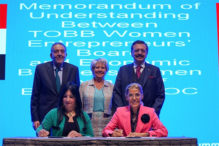 "Avrupa ve Asya Zirvesi" İstanbul'da devam ediyor