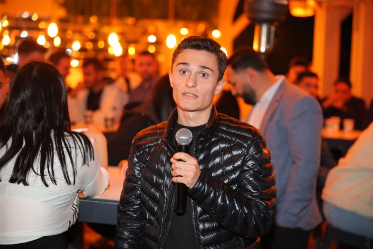 SERKAN YAZICI; GENÇLER SİZE GÜVENİYORUM