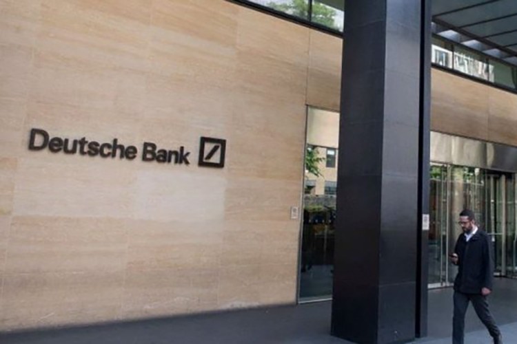 "Türk lirasındaki zayıflama devam edecek"