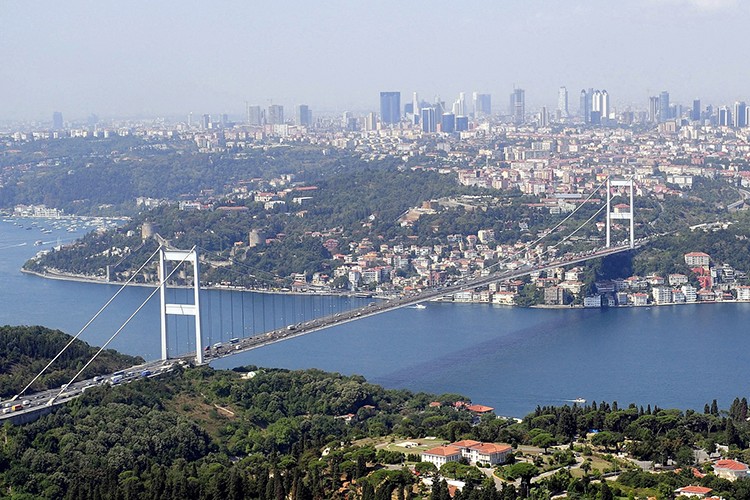 Fatih Sultan Mehmet Köprüsü 35 yıldır hizmet veriyor