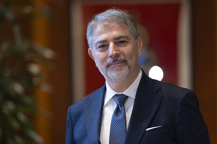 5 yılda 300 milyon dolarlık yenilenebilir enerji yatırımı hedefliyor