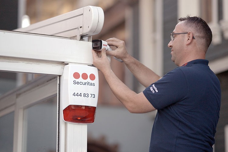 Securitas Alarm'dan Ev Güvenliğini Artıran İpuçları