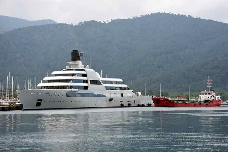 Rus milyarder Abramoviç'in yatı "My Solaris" Marmaris'te
