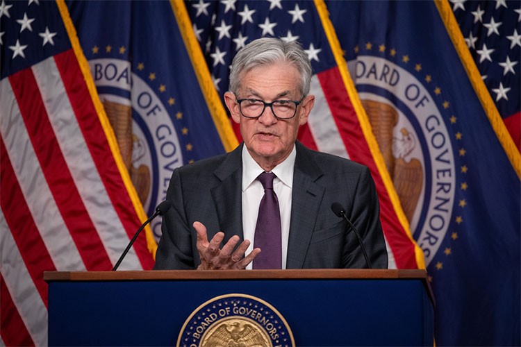 Jerome Powell FED'e geçici başkan olarak atandı
