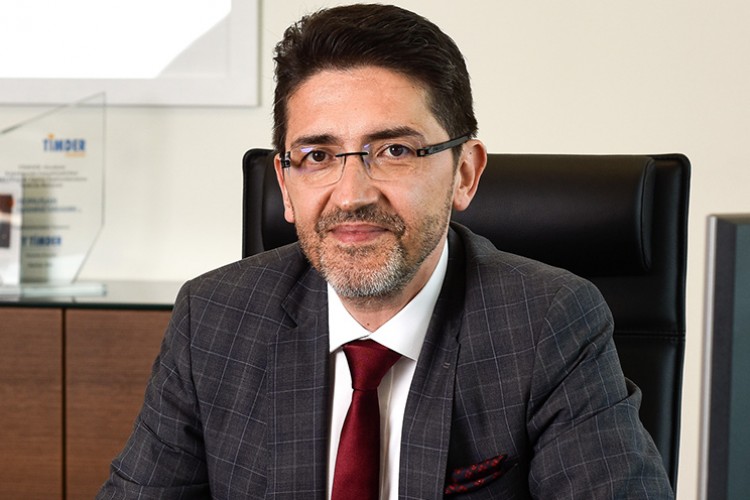 Yepyeni bir döneme başladı