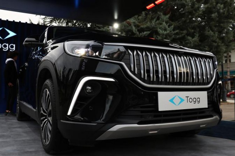 Türkiye'de elektrikli araç satışları 2023'te 8 kattan fazla arttı