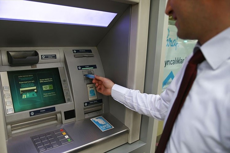 Memur maaşı yüzde 5.5 arttı