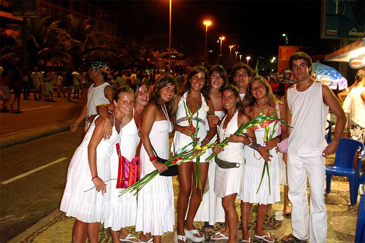 Dünyada renkli yılbaşı gelenekleri