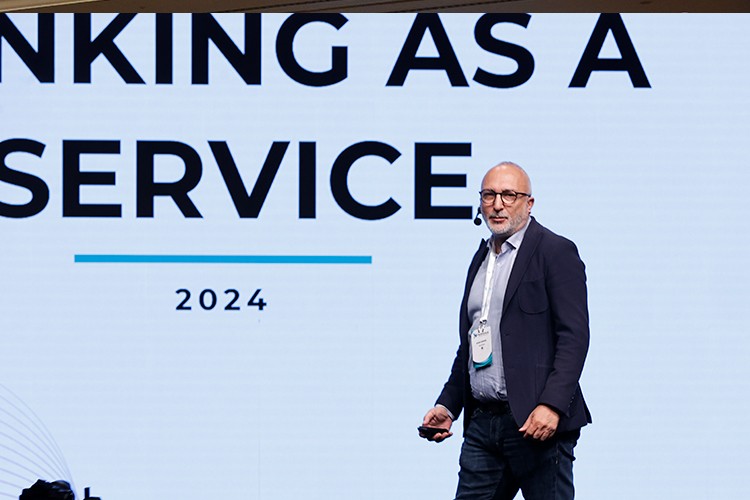 FinTech Kurumlarının En Büyük Yardımcısı Bulut Teknolojisi Olacak