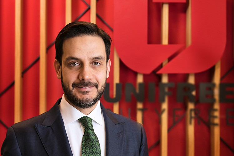 Süper Cuma'nın lideri Türkler